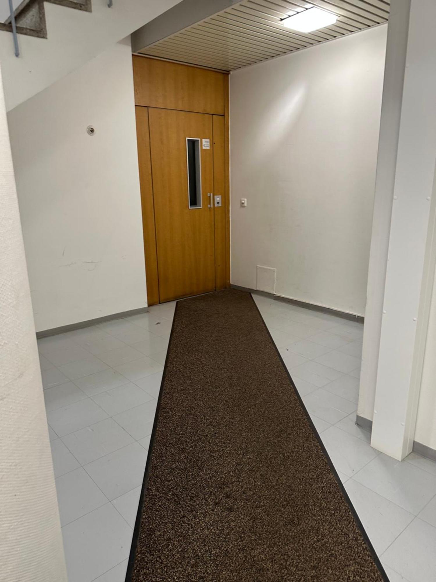 רובניימי Aurora City View Suite מראה חיצוני תמונה