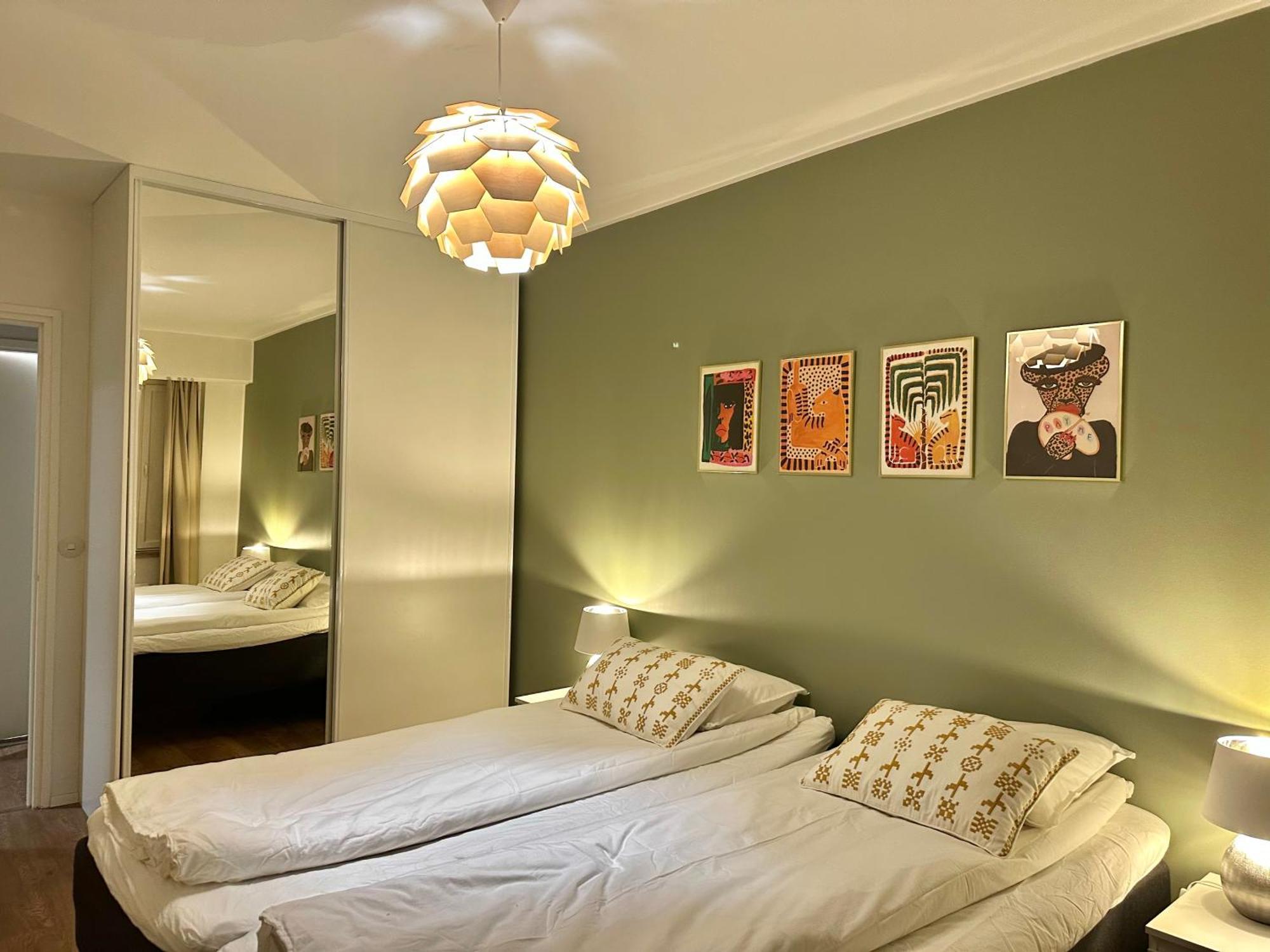 רובניימי Aurora City View Suite מראה חיצוני תמונה